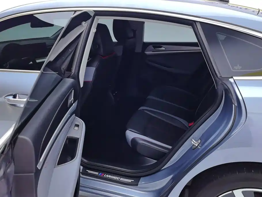 Volkswagen Lamando — миниатюра 11