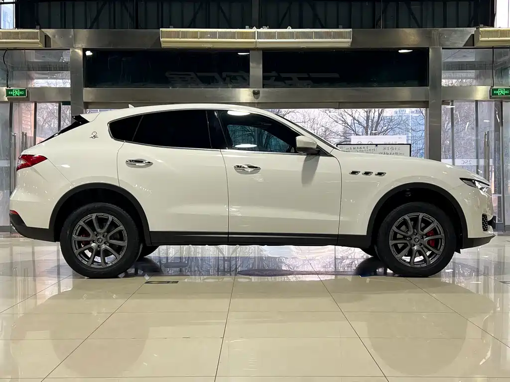 Maserati Levante 2020 3.0T Standard