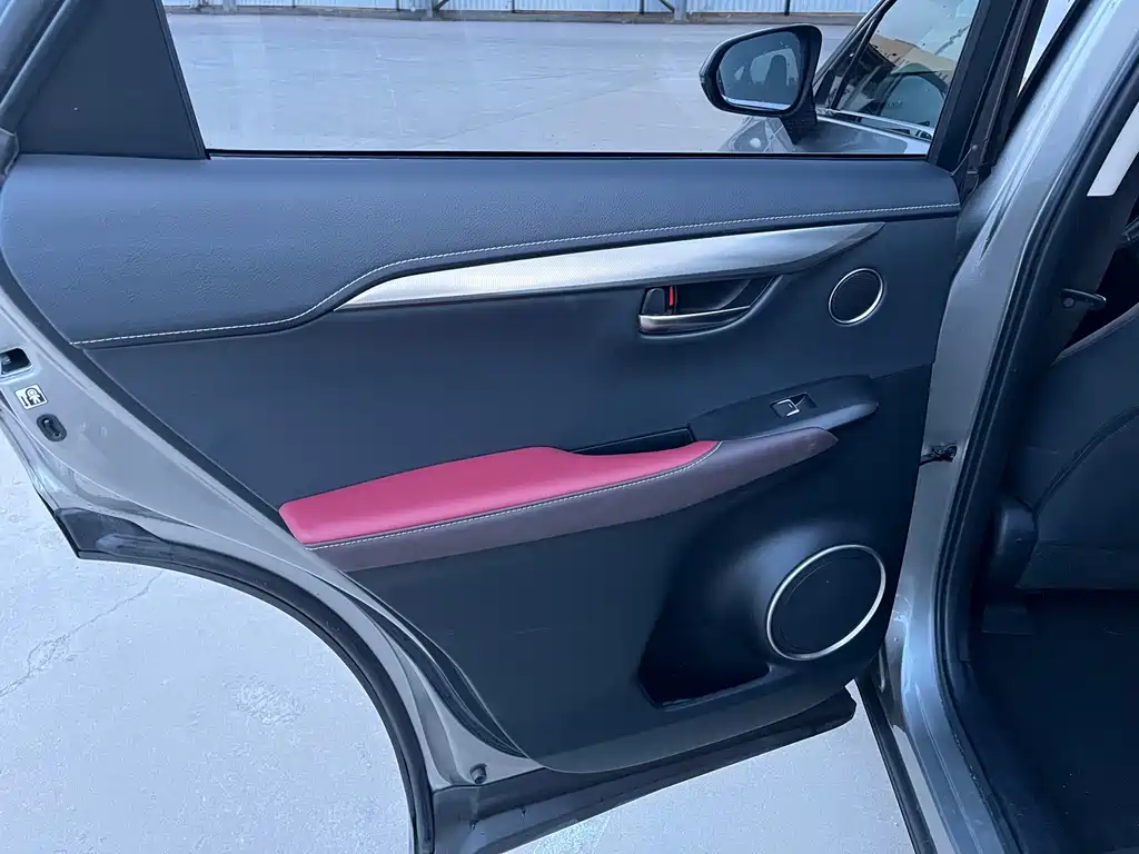 Lexus NX — миниатюра 48