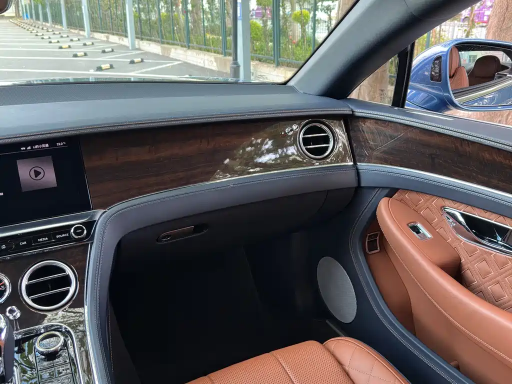 Bentley Continental — миниатюра 21