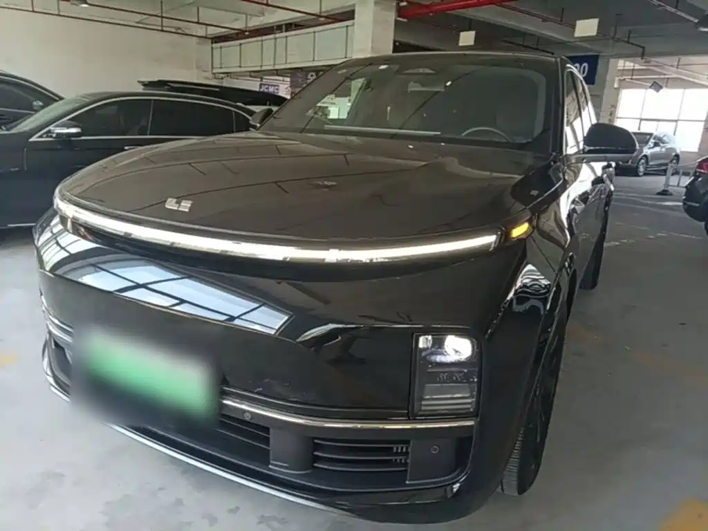 Li Auto L8