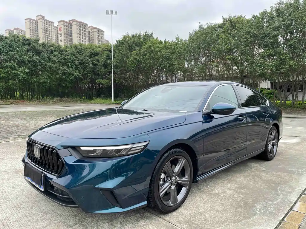 Купить Honda Inspire