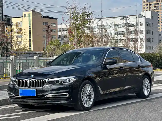 BMW 5 SERIES 2019
