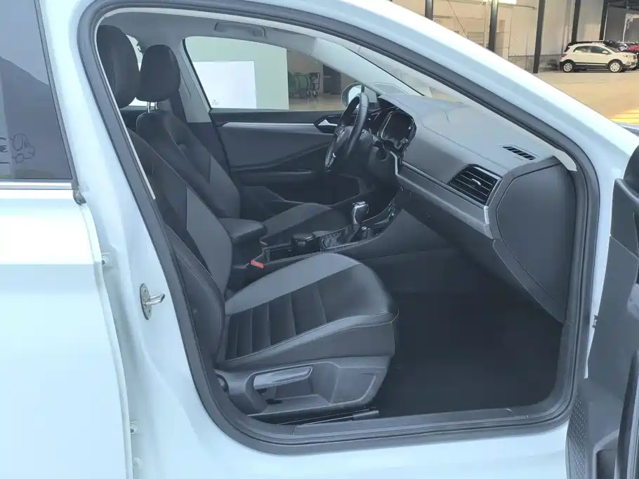 Volkswagen Sagitar — миниатюра 8