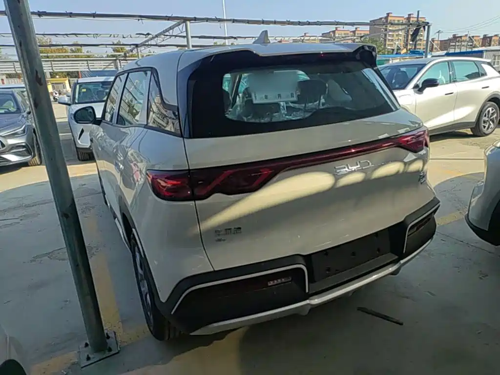 BYD Yuan UP — миниатюра 5