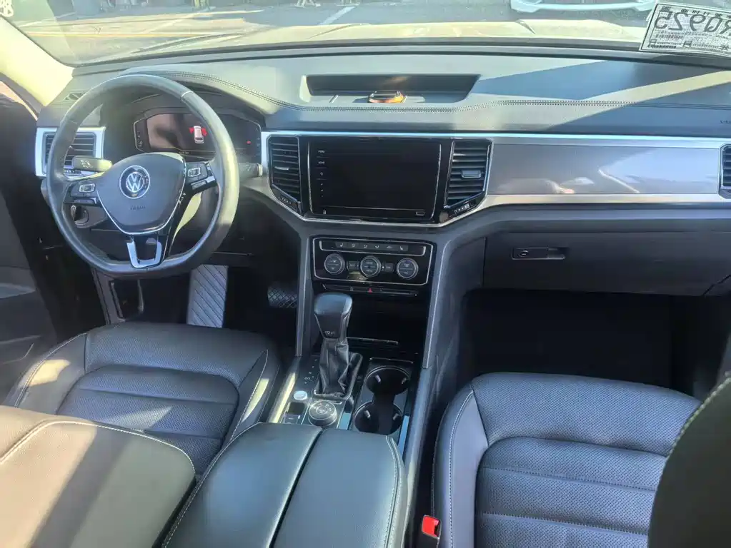 Volkswagen Teramont — миниатюра 3