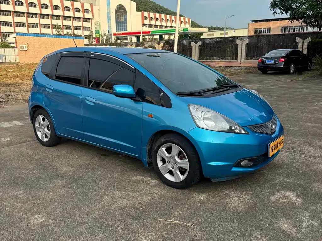 Honda Fit — миниатюра 3