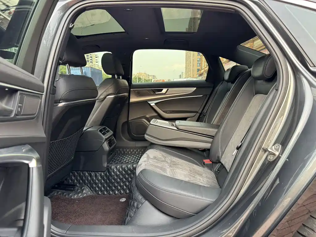 Audi A6L — миниатюра 5