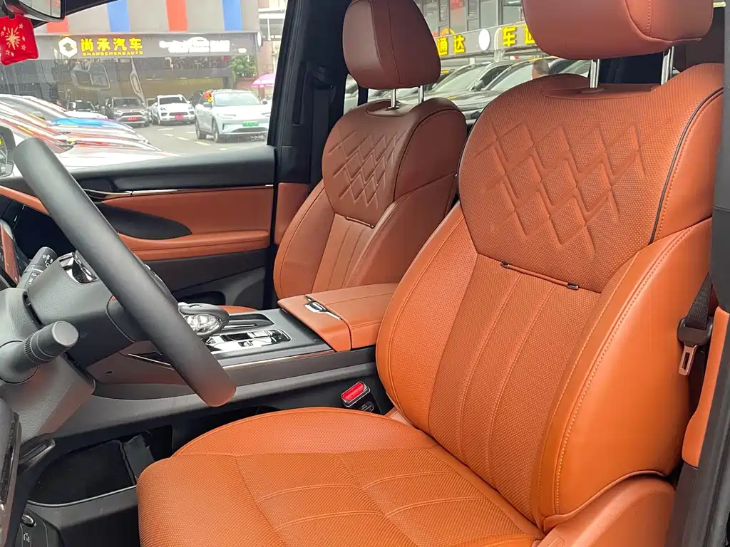 GAC Motor Trumpchi Xiangwang M8 — миниатюра 10