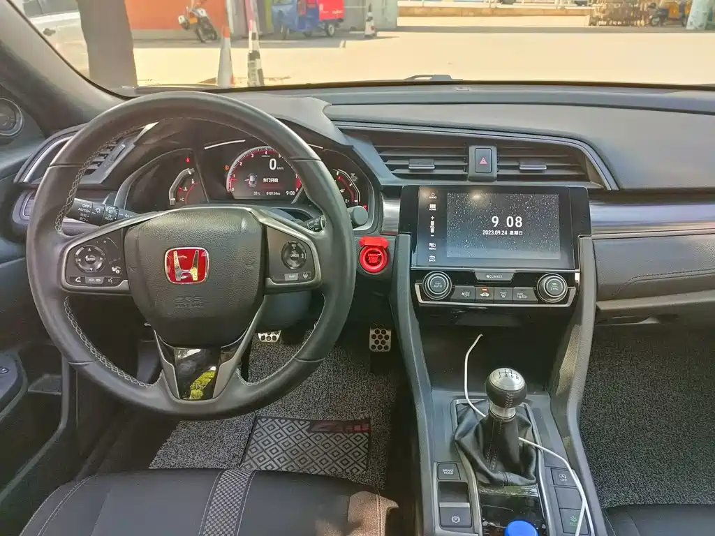 Honda Civic — миниатюра 7