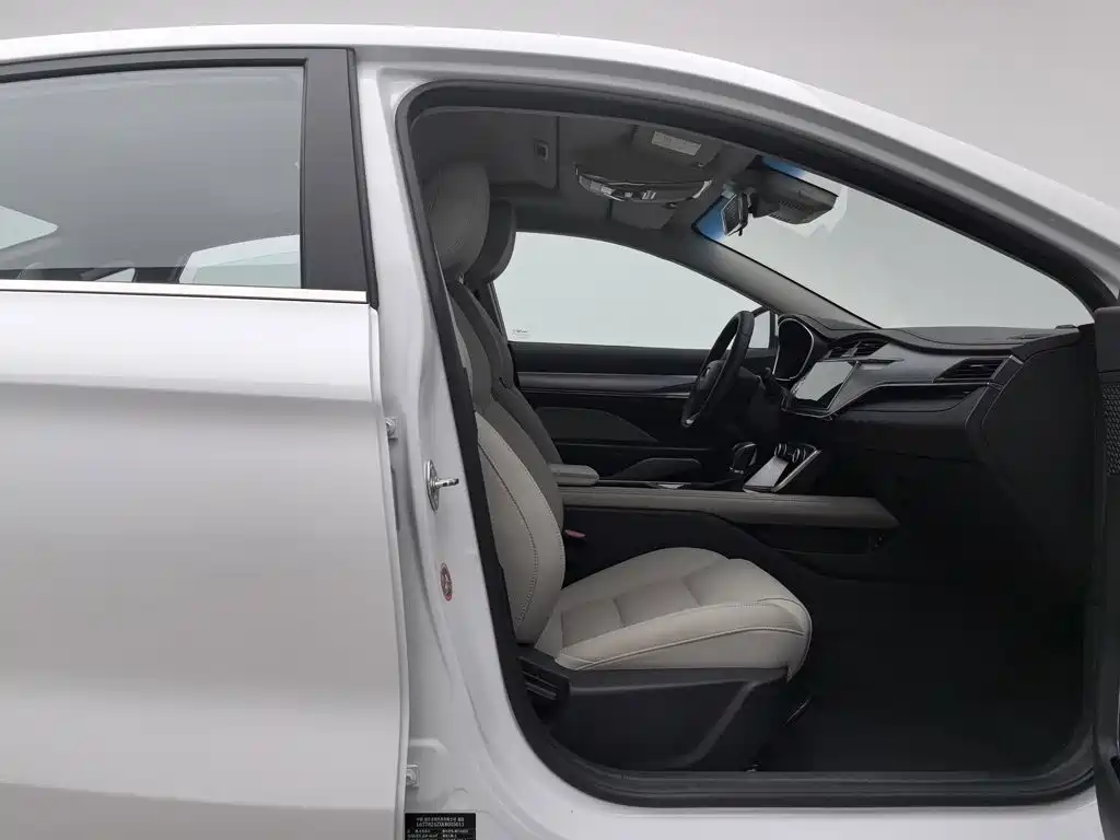 Geely Binrui — миниатюра 23
