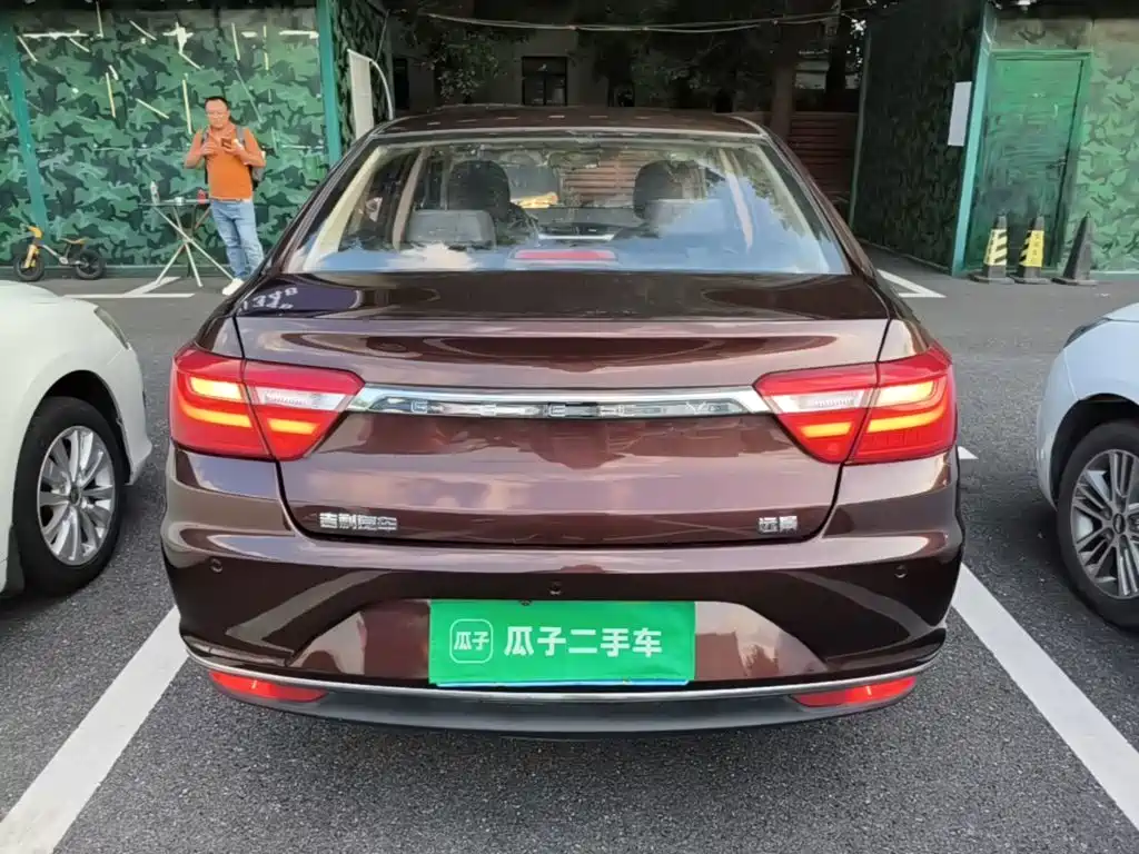 Geely Vision — миниатюра 6