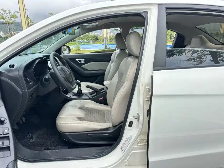 GAC Motor Trumpchi GA3S — миниатюра 7
