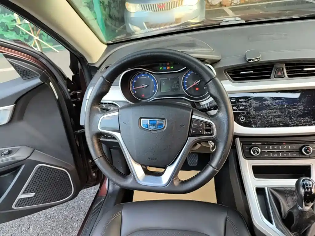 Geely Vision — миниатюра 11