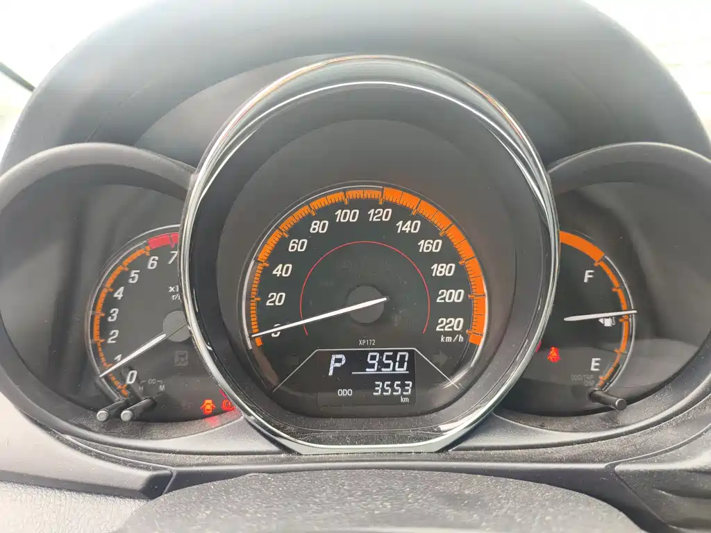 TOYOTA YARIS L ZHIXUAN