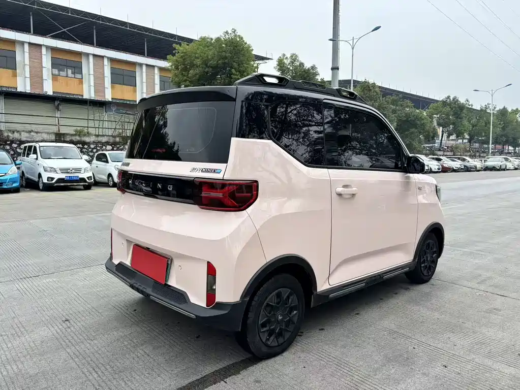 Wuling MINIEV — миниатюра 7