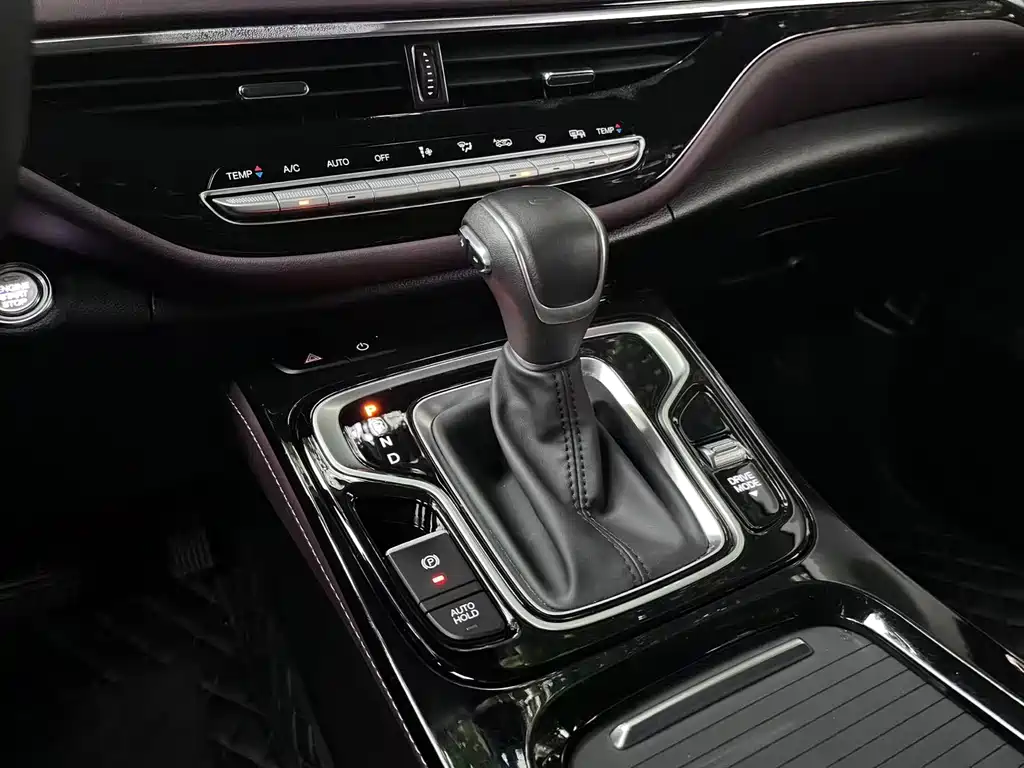 GAC Motor Trumpchi M6 — миниатюра 9
