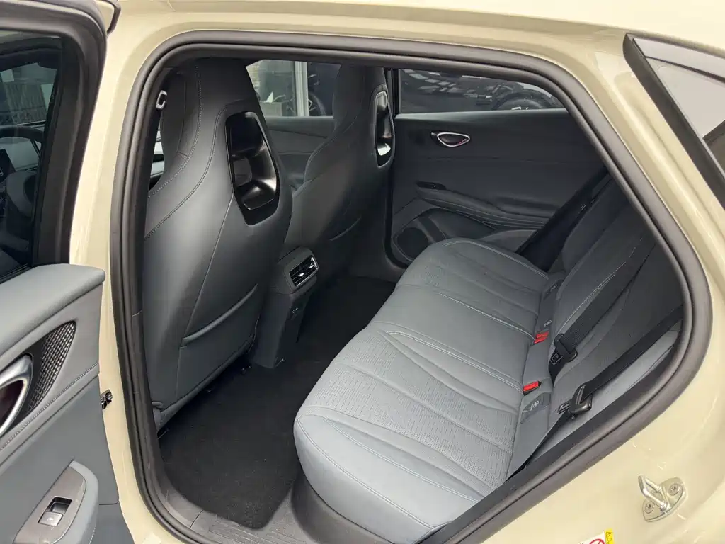 BYD Seal 06GT — миниатюра 8