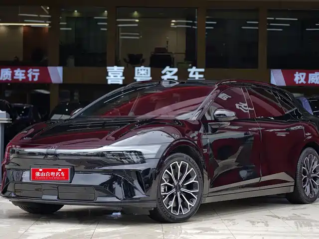 2025 Zeekr 007
