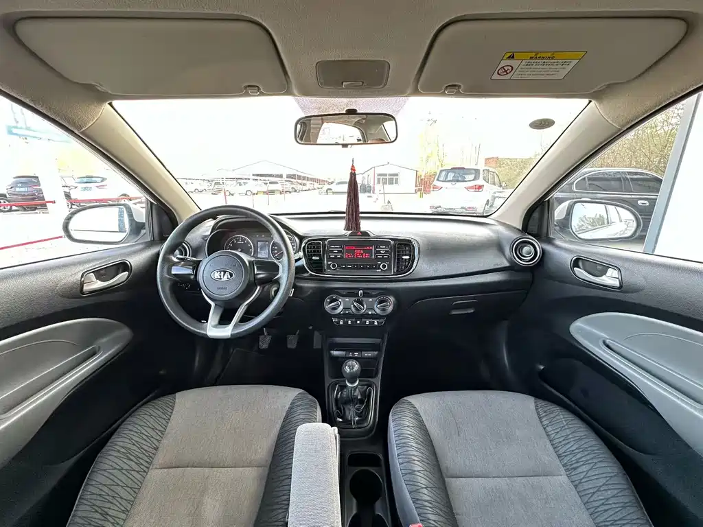 Kia Huanchi 1.4L Manual Fashion Edition Smart, фото 4