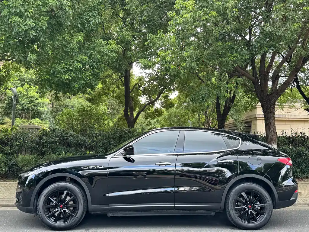 Maserati Levante — миниатюра 3