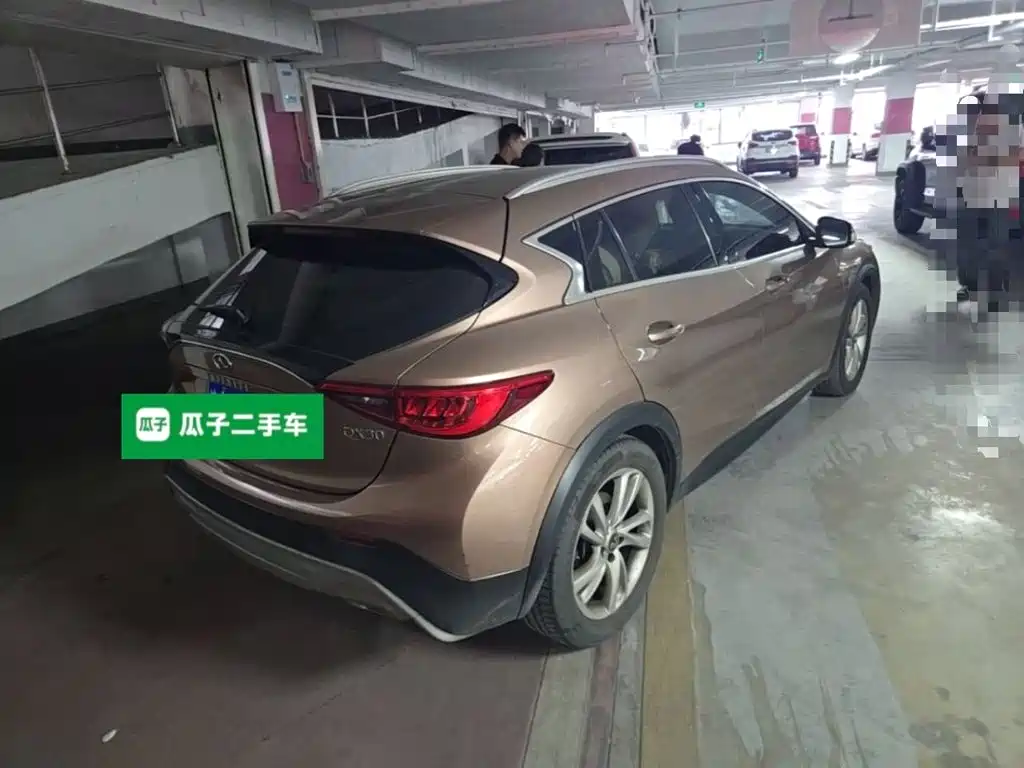 Infiniti QX30 — миниатюра 7