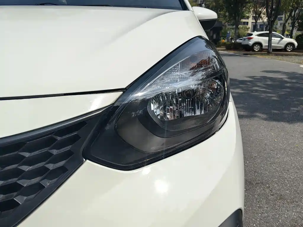 Honda Fit — миниатюра 15
