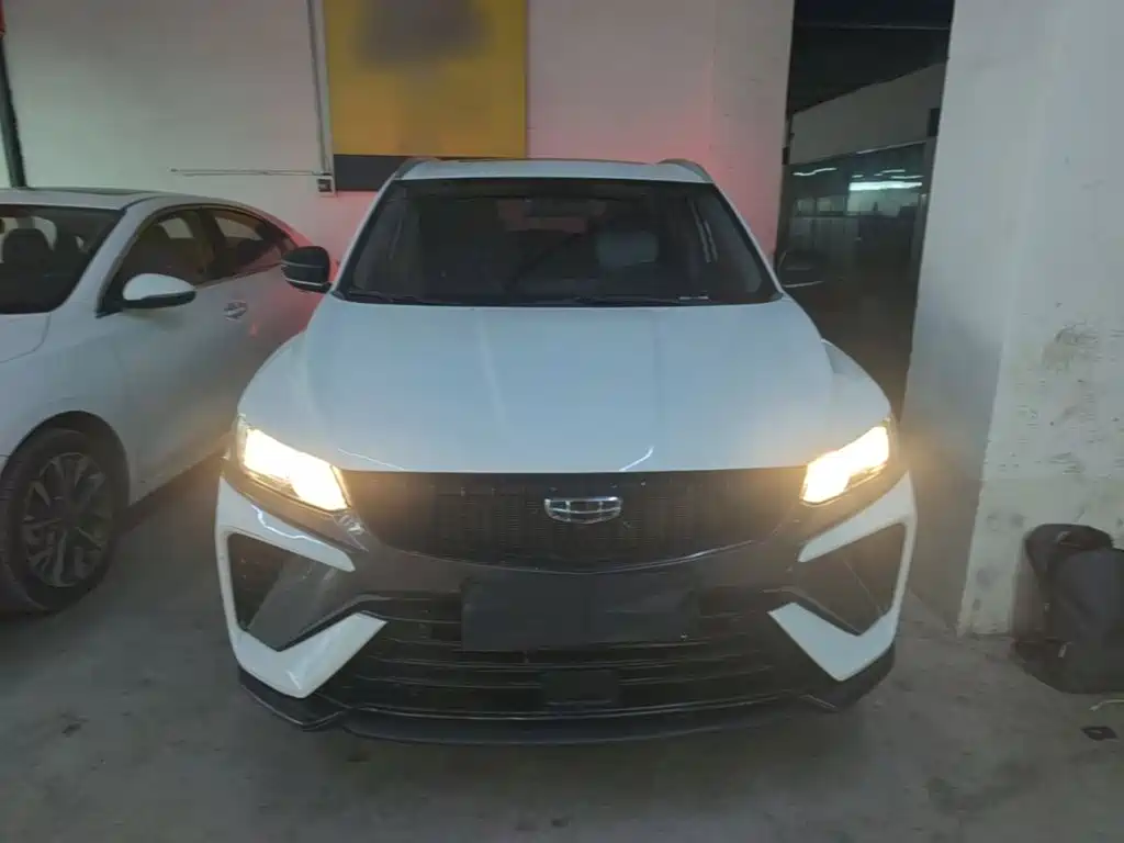 Geely Binyue — миниатюра 3