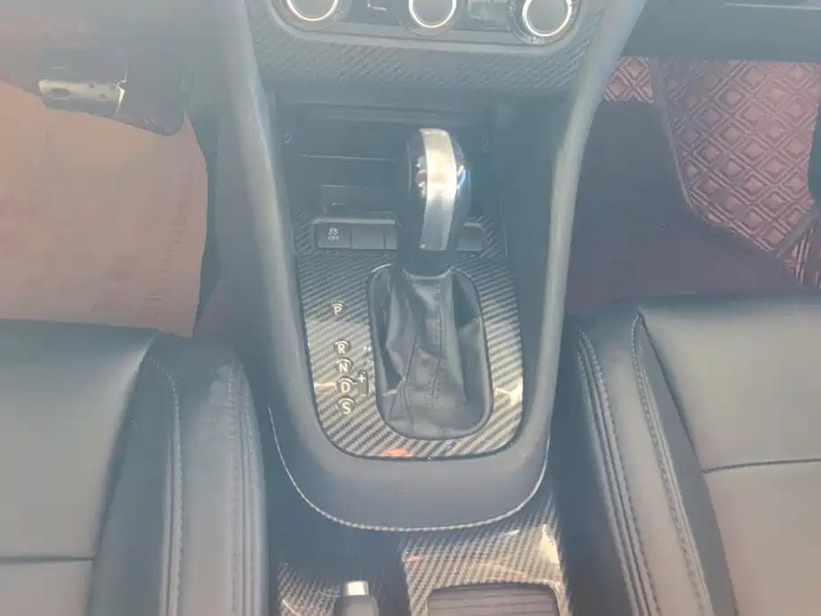Volkswagen Golf — миниатюра 16
