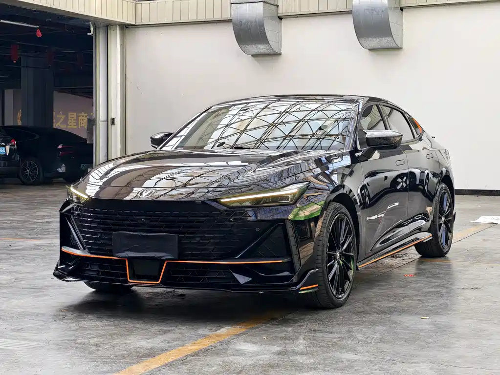 Changan UNI-V 2023 1.5T Sport