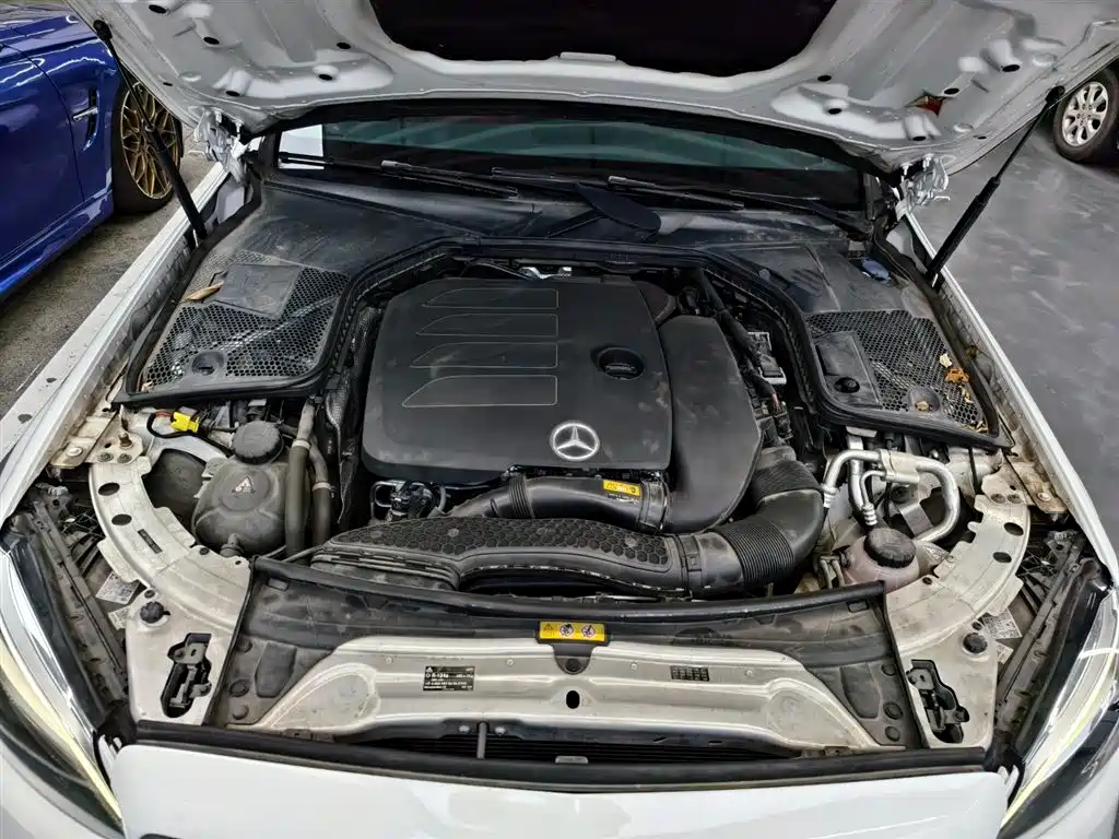 MERCEDES-BENZ C CLASS