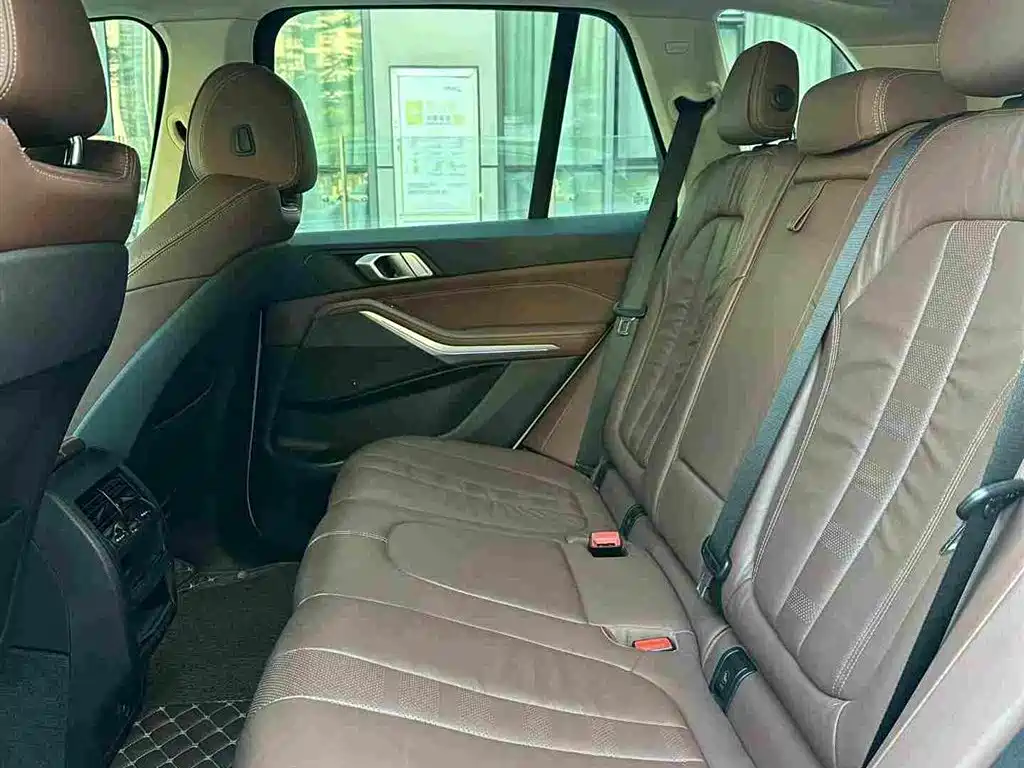 BMW X5 (Import) — миниатюра 10