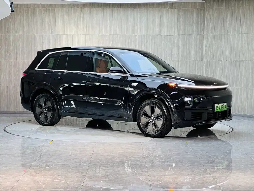 Li Auto L8 2024 Pro