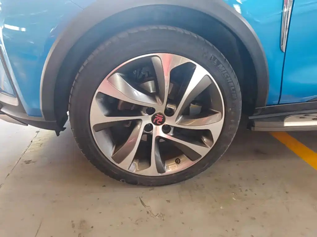 BYD Yuan — миниатюра 23