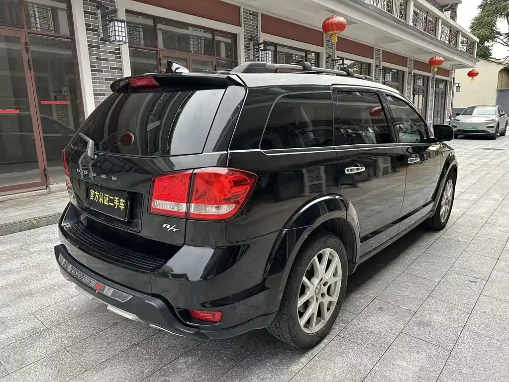 Dodge Journey — миниатюра 5