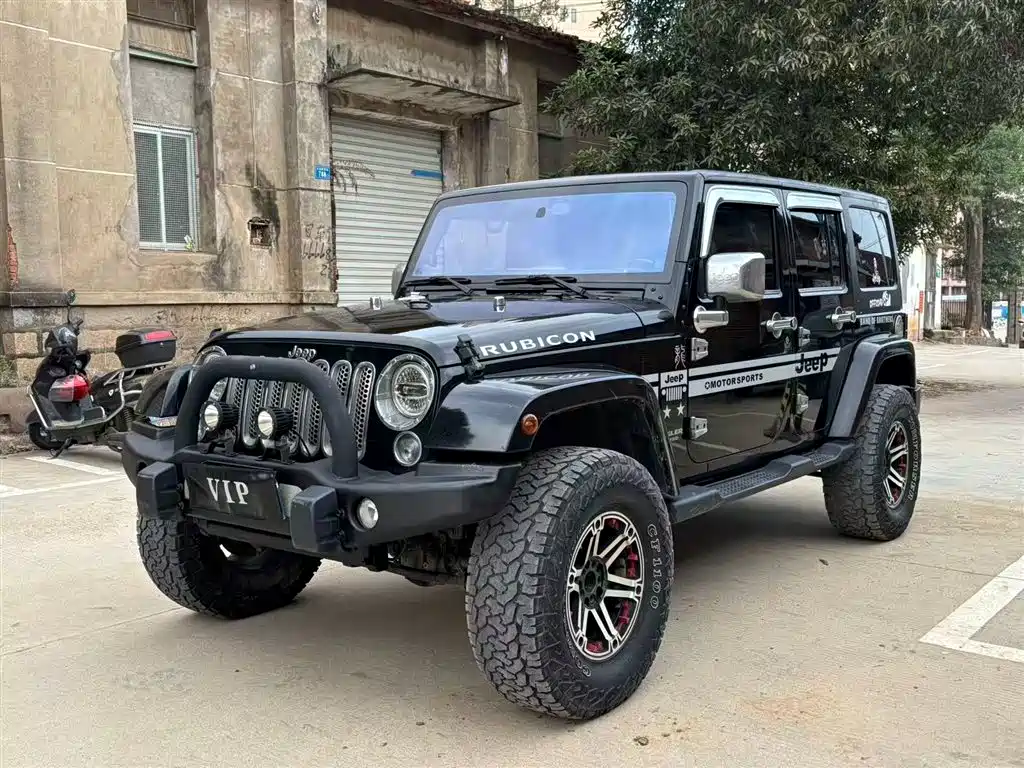 Купить Jeep Wrangler