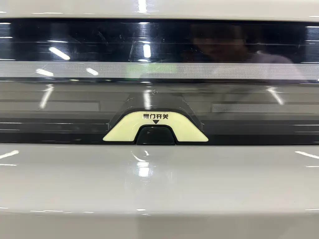 Li Auto Li L6 — миниатюра 22