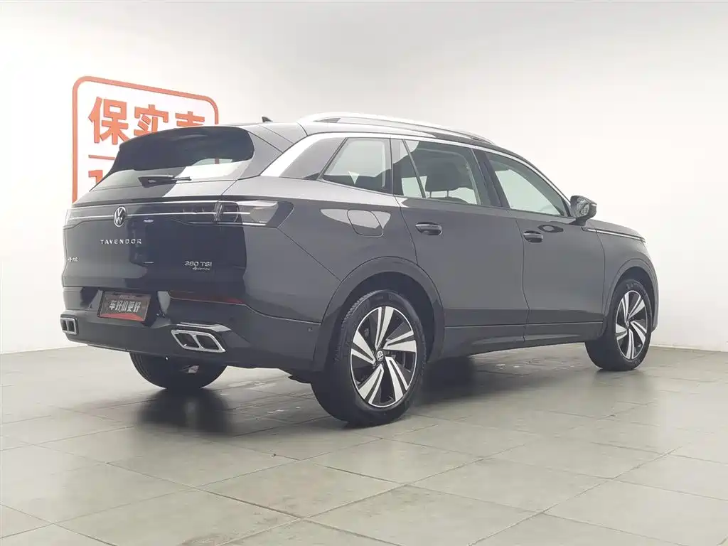 Volkswagen Tavendor 2023 380TSI R-Line