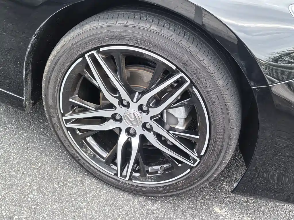 Honda Accord — миниатюра 5