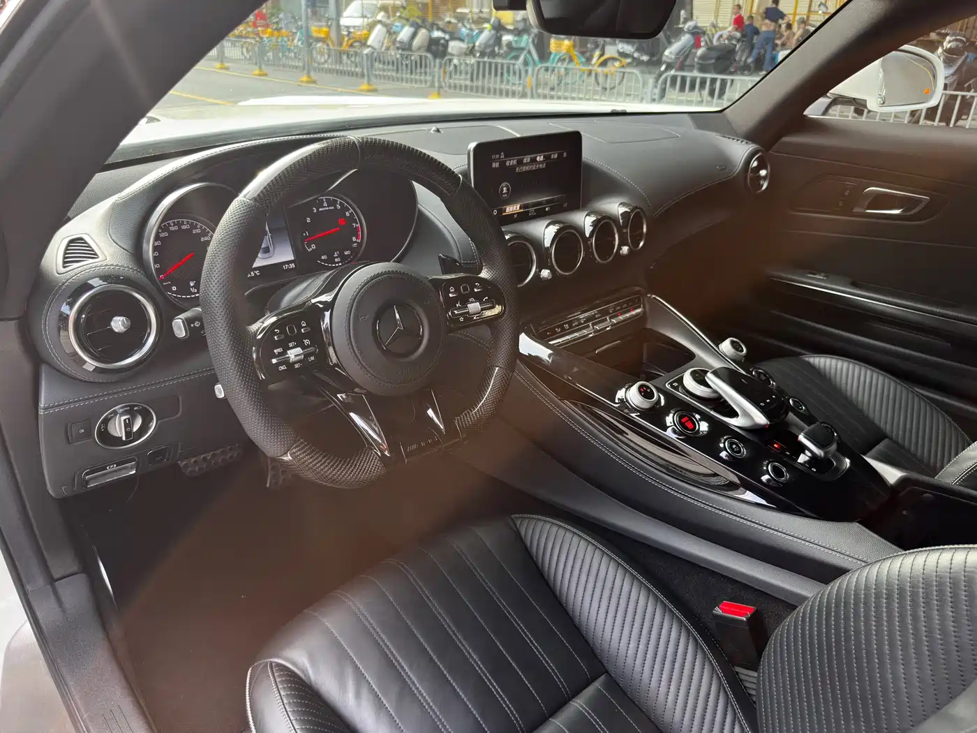 Mercedes-Benz AMG GT