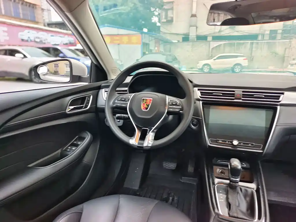 Roewe i5 — миниатюра 7