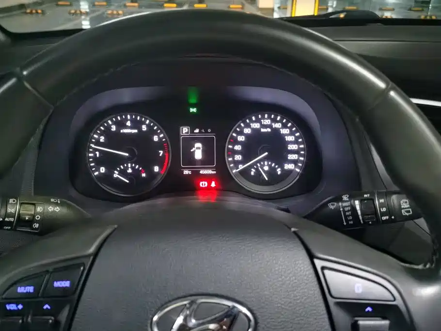 Hyundai Tucson — миниатюра 14
