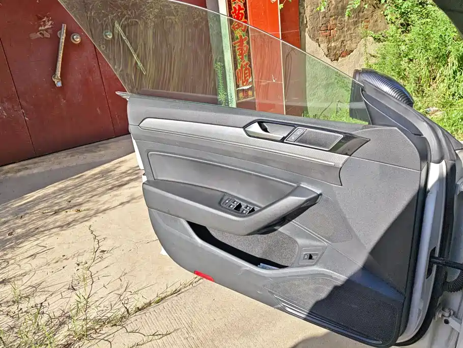 Volkswagen CC — миниатюра 7