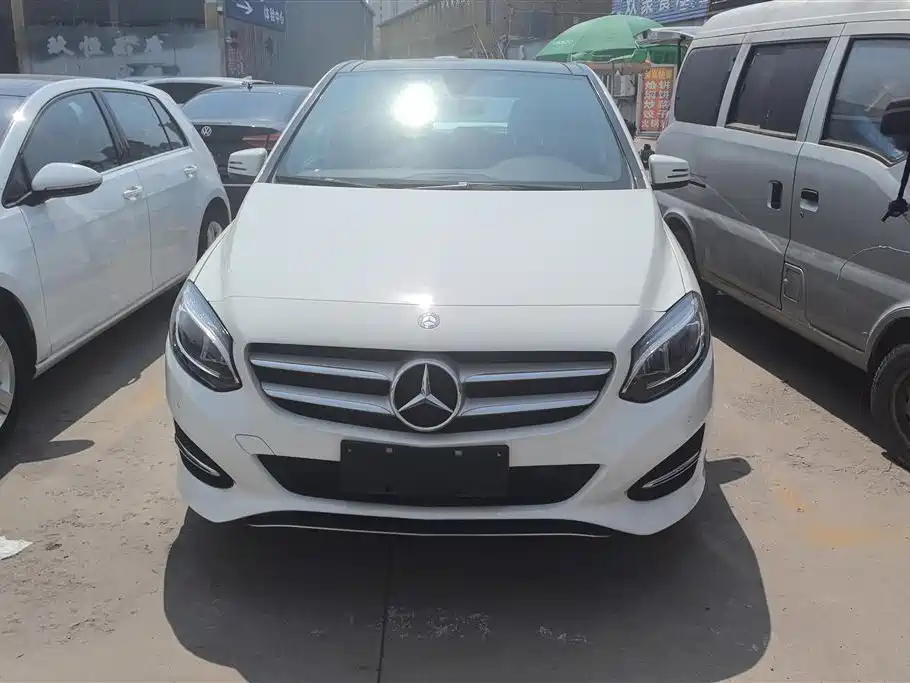 Mercedes-Benz B-Class B 2015 B 200 Fashion