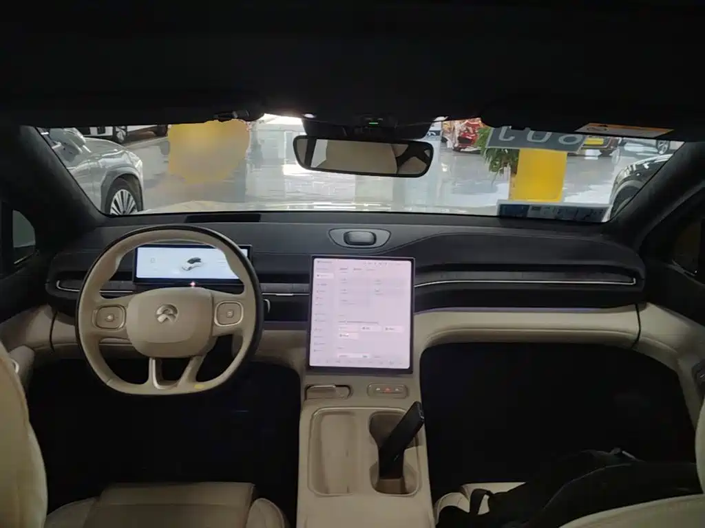 NIO ES6 — миниатюра 10