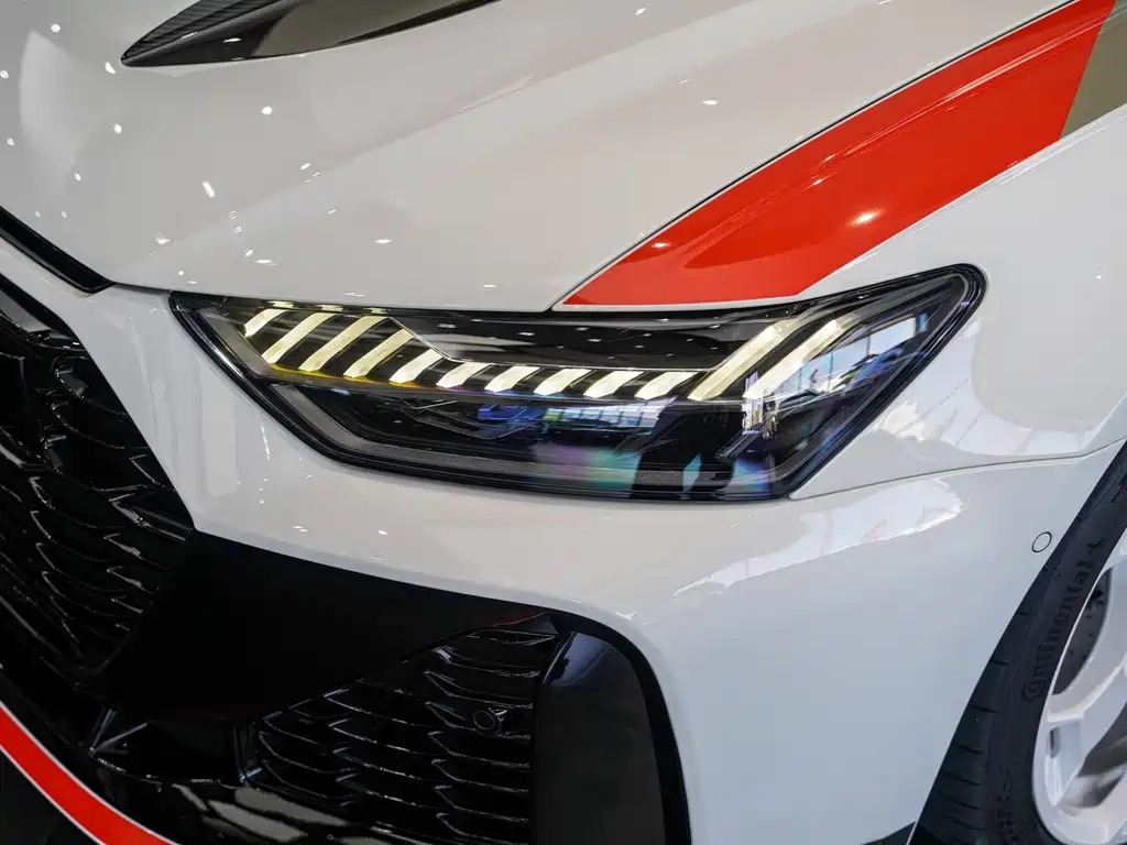 Audi RS 6 — миниатюра 5