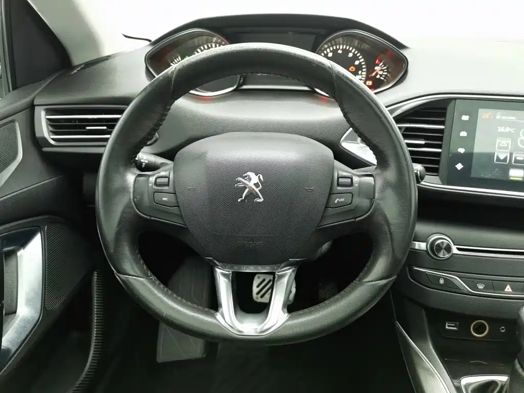 Peugeot 308S — миниатюра 11