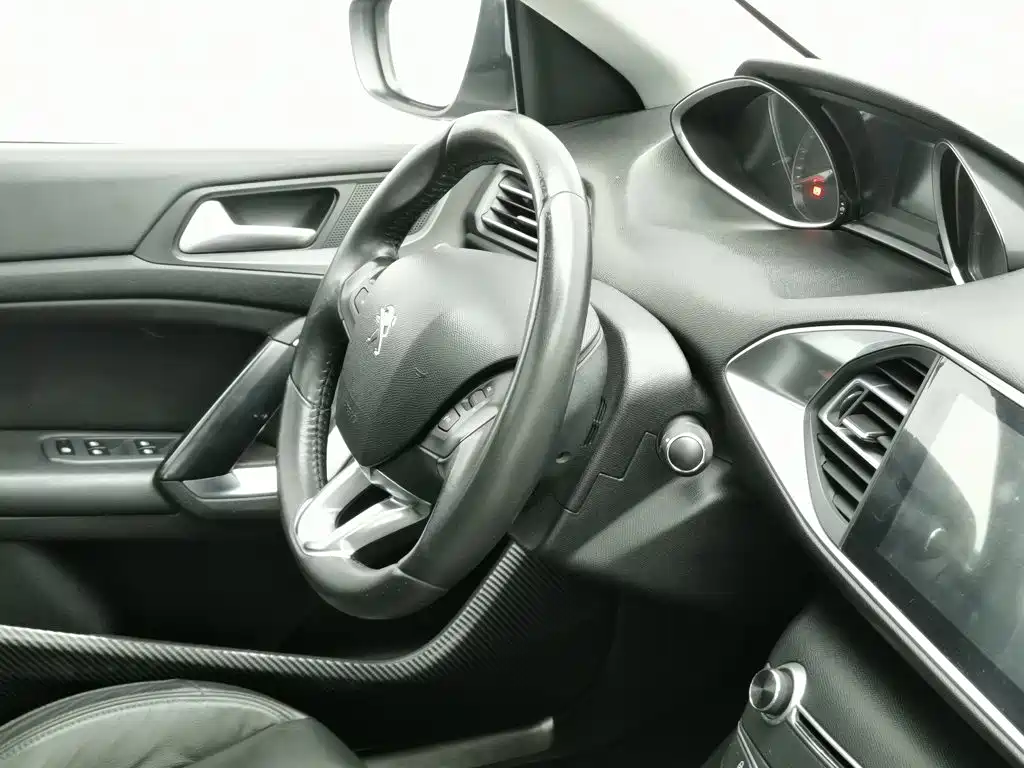 Peugeot 308S — миниатюра 22