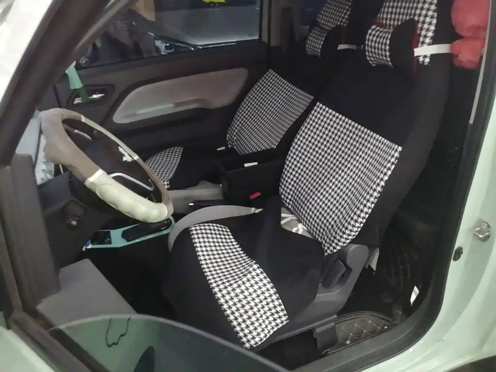 Wuling MINIEV — миниатюра 15