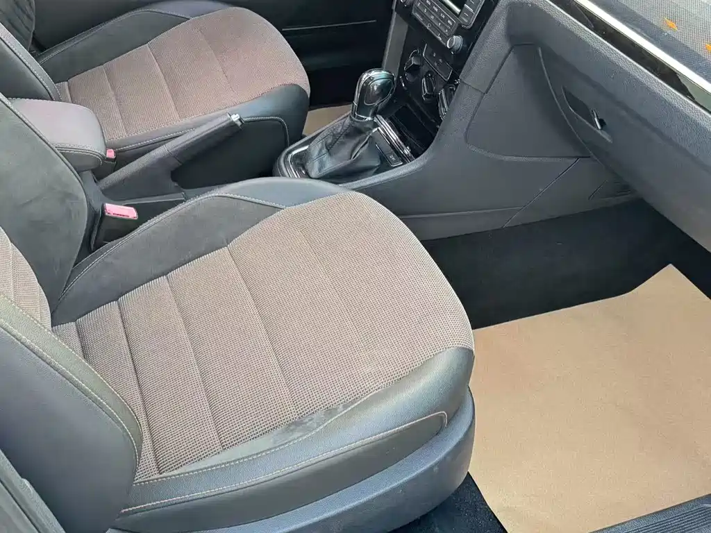 VOLKSWAGEN C TREK WEI COLLAR